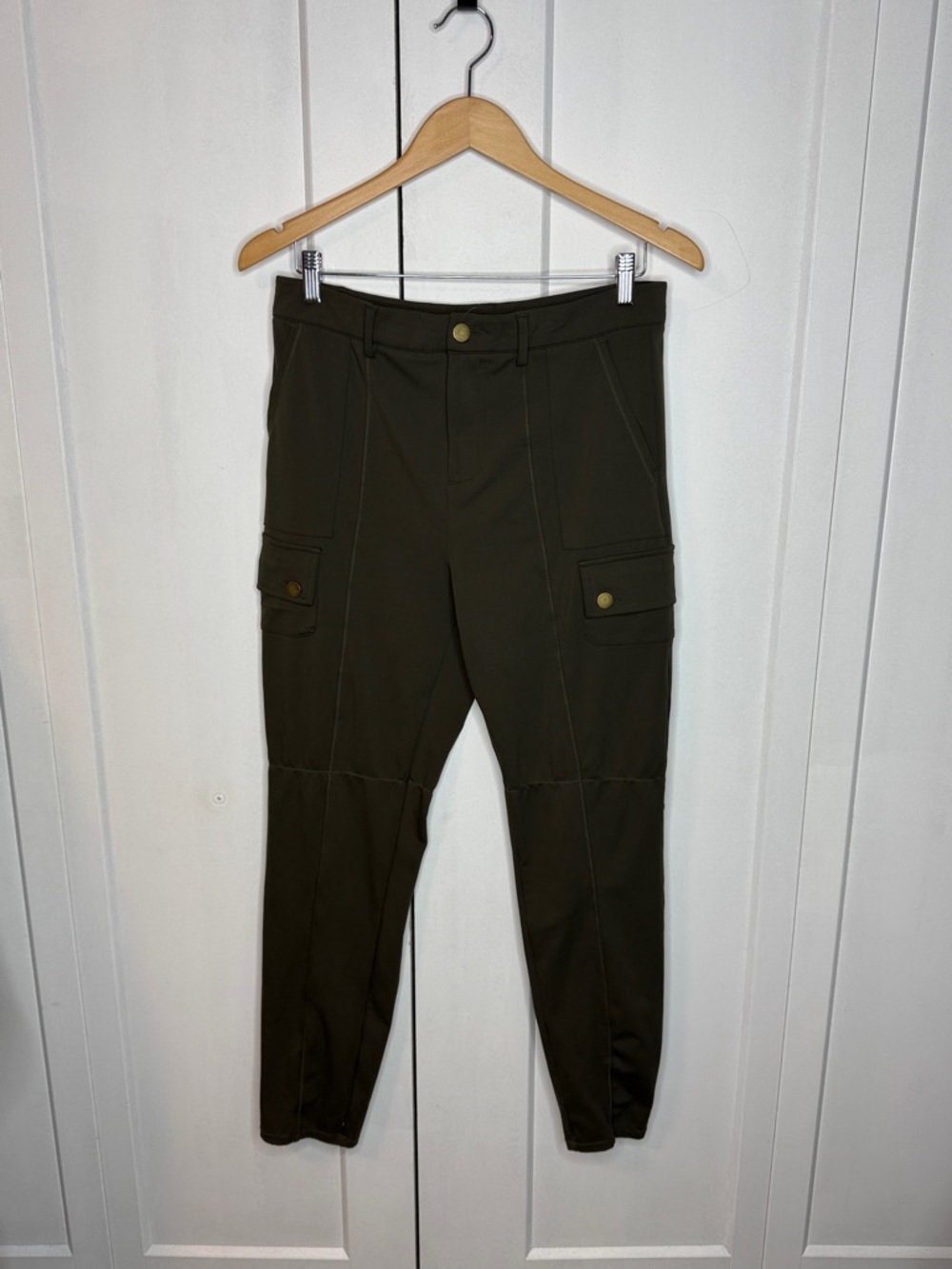HALARA Olive Green Cargo Pants with Button Flap Pockets large